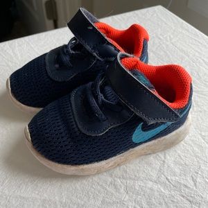 Nike Tanjun Toddler Boys Shoes, 5C